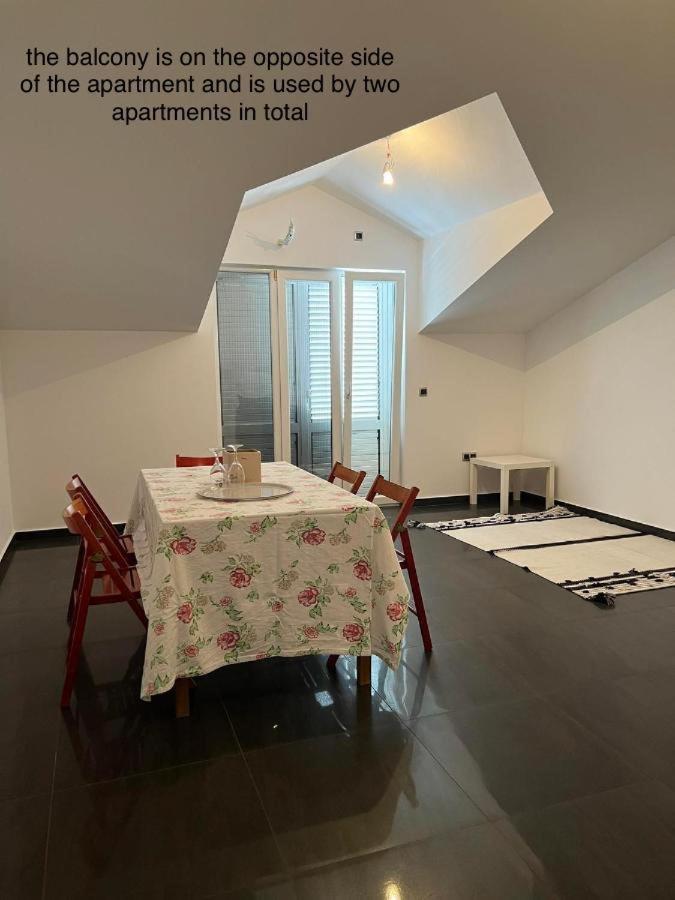 Apartment Vodice - Lovric Ngoại thất bức ảnh